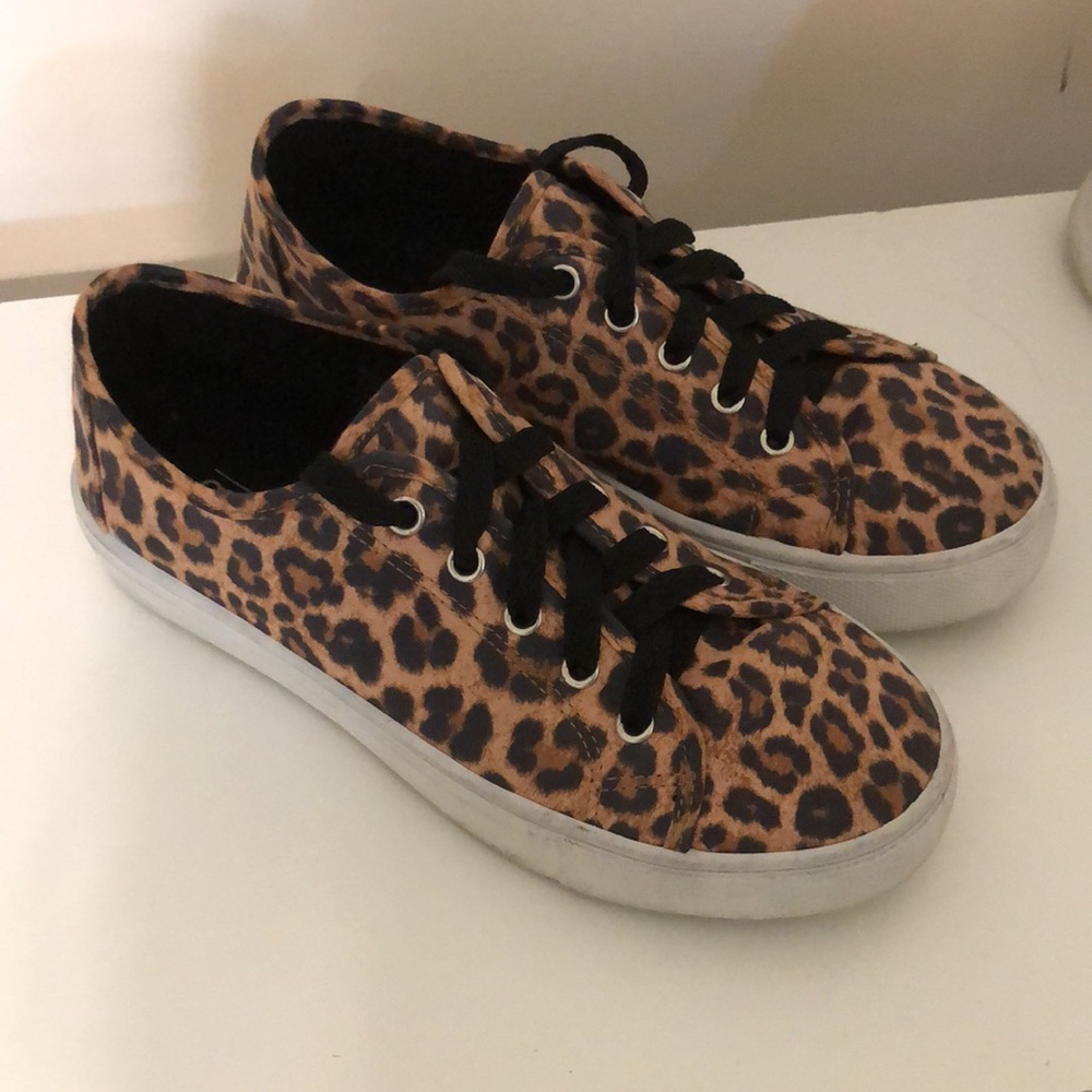 Leopard sneakers - Picture 3 of 3